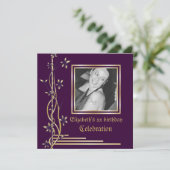 金ゴールド縁どフローラの紫誕生日招待 招待状 (スタンド正面)