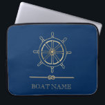 金ゴールド航海のボートホイール、ネイビーブルー ラップトップスリーブ<br><div class="desc">この画像は、ネイビーブルーの背景に金ゴールドボートのホイールを備えている。</div>