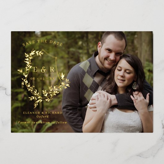 金ゴールド葉Crest Monogram Photo Save The Date 箔招待状 (正面)