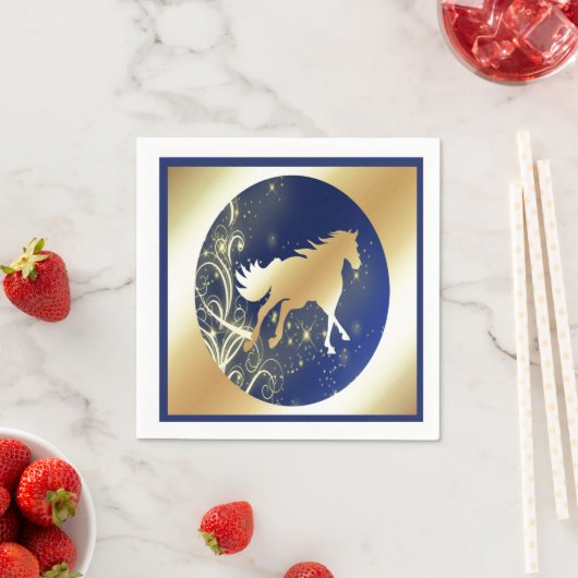 金ゴールド馬プリントとダークブルーナプキンス スタンダードカクテルナプキン (インサイチュ)