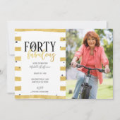 金ゴールド40歳と素晴らしい40歳の誕生日パーティの招待状 招待状 (正面)