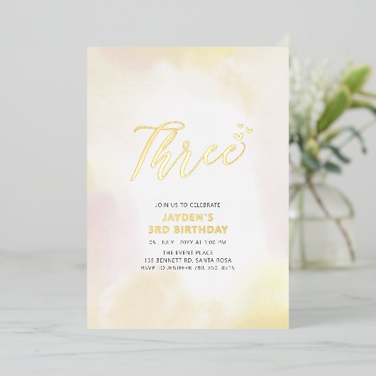 金ゴールド&イエローハート3歳の誕生日パーティー 箔招待状 (立ち正面)