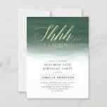 金ゴールド&エメラルドグリーンウォーターカラーサプライズ誕生日 マグネット招待状<br><div class="desc">金ゴールド&エメラルドグリーン水の色サプライズ誕生日オイジンデザインによる磁気招待状。これらの潮汐エレガント招待状を送信し、メッセージと驚きのパーティーをスタイリッシュ開始モダンする。正面には手書きエレガントスタイル書の文字が「し…それは驚きだ」金ゴールドフォイルフェイクで。ブラックエレガントタイポグラフィで驚きのパーティーの詳細を最大限の明確性で伝える。</div>