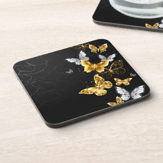 金ゴールド コースター (左側)