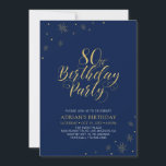 金ゴールド&ネイビーブルー |シックモダン80th誕生日パーティー 招待状<br><div class="desc">この金祝金の80歳のバースデスタイリッシュィーパーティーの招待で特別な日を過ごそう。このデザインは、シックな金ゴールドタイポグラフィと黒い背景を持つ金ゴールド要素を備えている。文字カスタマイズと背景色を指定できる。私のショップBaraBomDesignで利用可能なさらに一致する項目。カスタムデザイもしンが必要です連絡が、メールでbarabomdesign@gmail.comまで連絡して下さい</div>
