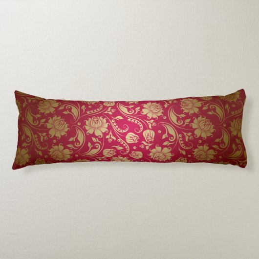 金ゴールド&ブルゴーニュ赤フローラダマスパターン ボディピロー (正面)
