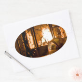 金ゴールドBauble Near Fireplace Sticker by RoseWrites 楕円形シール (封筒)