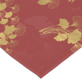 金ゴールドGingko Balboa離れの背景(濃い赤) ショートテーブルランナー (コーナー)
