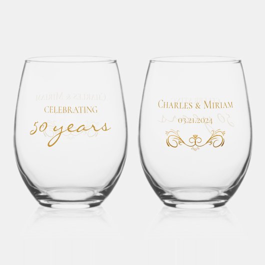 金パーソナライズされた金50周年記念ギフト ステムなしワイングラス (正面)
