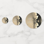 金モダン属金ゴールドフローラ結婚式招待状 コンフェッティ (正面)