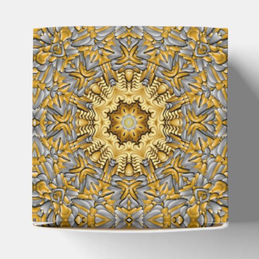 金大切属金ゴールド銀ヴィンテージ万華鏡のように千変万化するパターン フェイバーボックス (上部)