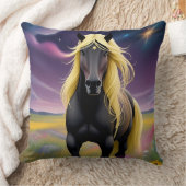 金威厳のあるのマネが流れる黒馬 クッション (ブランケット)