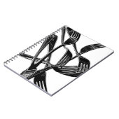 金属の ノートブック (左側)