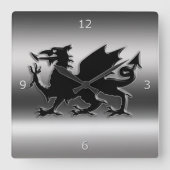 金属一見のウェールズの黒い様式化されたドラゴン スクエア壁時計 (正面)