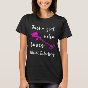 金属探知器を愛する女の子 Tシャツ