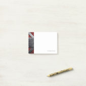 金属板のパターン ポストイット (デスク上)