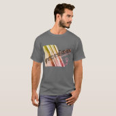 金属的多色効果が施された「Freedom」とチェーン Tシャツ (正面フル)