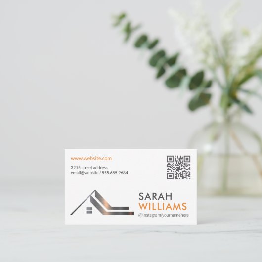 金属製の屋根上部 | 実在代理人 | QRコード 名刺 (スタンド正面)