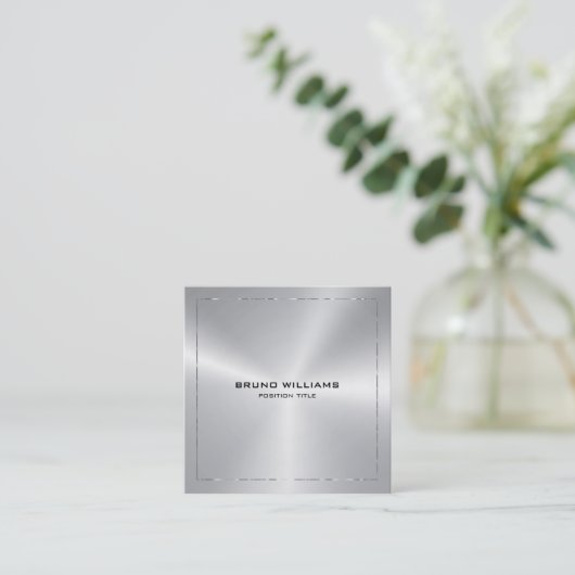 金属銀の輝きのイメージ縁ど スクエア名刺 (スタンド正面)
