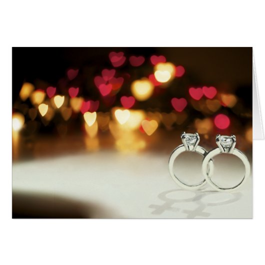 金星の影が付いている2つの一つはめの宝石のリング (正面横)