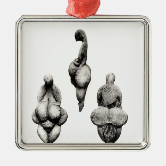 「金星」の小像の3つの眺め メタルオーナメント (正面)