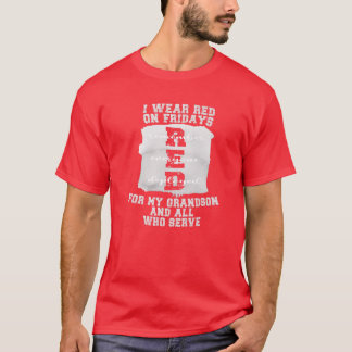 金曜日、ウェ・衣服・レッドオン・フライデー・軍隊孫 Tシャツ
