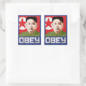 金正恩プロパガンダ- OBEY - 長方形シール (バッグ)