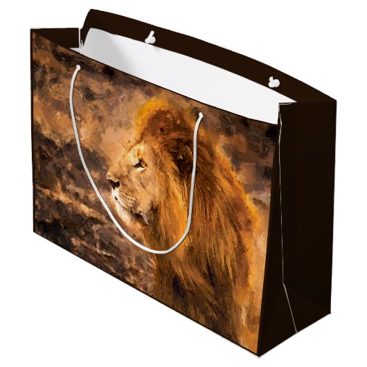 金王を絵を描いているArtライオン ラージペーパーバッグ (裏面アングル)