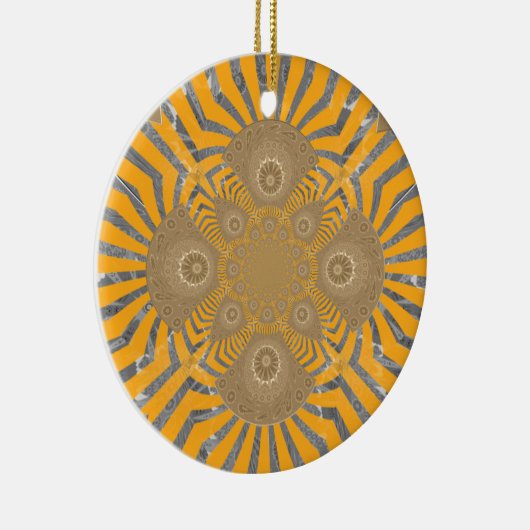 金箔ゼファー:ゴールデンイエローとクロムのエレガンス セラミックオーナメント (右)