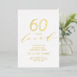 金箔 | 60年60th Birthday Party 箔招待状<br><div class="desc">お祝誕生日パーティモダンー招待このデザインはスタイリッシュ、クリーンなレイアウトで金ゴールドフォイルのスクリプト「60年の愛」を特徴としている。任意の年齢パーソナライズされたまたはイベントに文字できる。私のショップBaraBomDesignでは、より多くのデザインやパーティーの供給が利用可能である。</div>