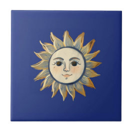 金色と濃紺の顔つきの天体太陽 タイル