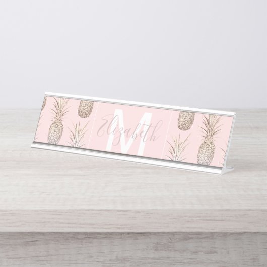 金色と赤面のパイナップル デスクネームプレート (正面)