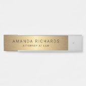 金色のグラデーション名とタイトルドア記号 サインプレート (正面)