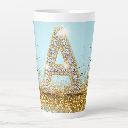 金色のグリッターの背景に輝くダイヤモンドの文字A カフェラテマグ (正面)