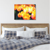 金色のチューリップの花。 キャンバスプリント (インサイチュ (寝室))