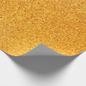 金色のマットメタルテクスチャのクローズアップ。光沢のある金属 ラッピングペーパー (角)