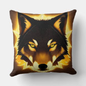 金色の光に照らされたラジアントウルフ顔 クッション (裏面)