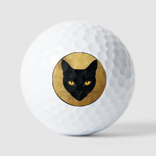 金色の円を背景にした黒猫のシルエット ゴルフボール (正面)