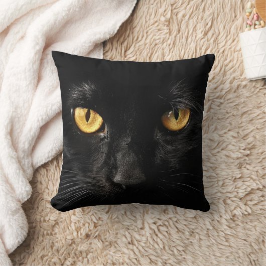 金色の目をした黒猫の顔 クッション (ブランケット)