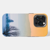 金色の空の冬景色 iPhoneケース (裏面横)