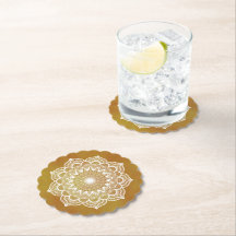金色の背景に白い曼荼羅