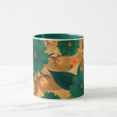 金色の背景を持つ緑とオレンジの花模様 マグカップ (中央)