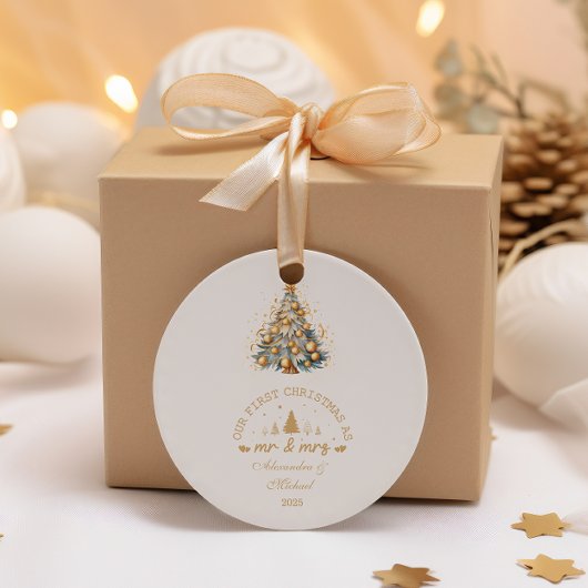 金色の輝くクリスマスツリー ラウンドシール