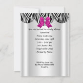 金髪の赤ちゃんのシャワーの女の子 ピンクの赤ちゃんの靴 紫 招待状 (裏面)