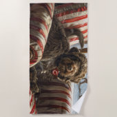 金髪ポインティンググリフォン犬クリスマスフェスティバル ビーチタオル (正面)