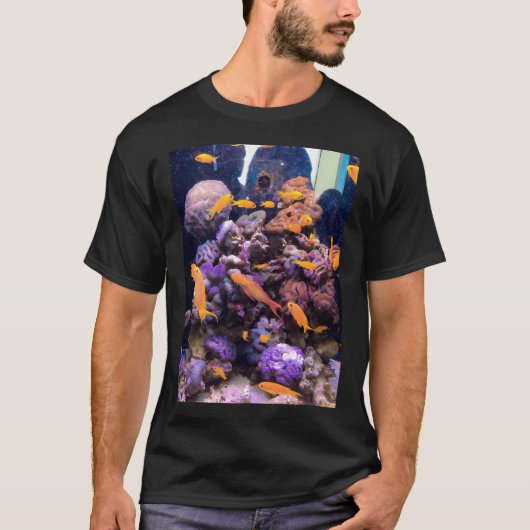 金魚のメタルデザイン Tシャツ (正面)