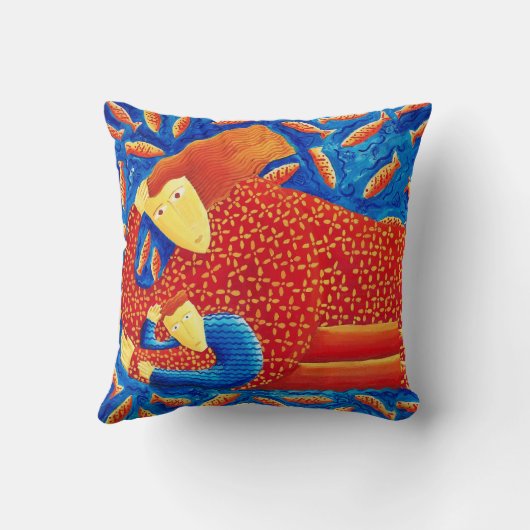 金魚の芸術を持つ母モダンと絵画息子 クッション (裏面)