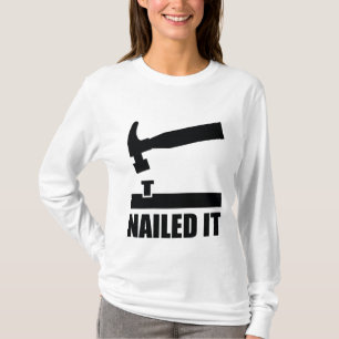 釘付けにする Tシャツ