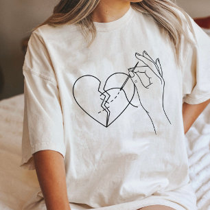 針と糸で修復する壊れたハート トライブレンドＴシャツ