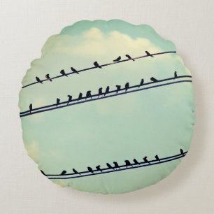 針金上の鳥、ヴィンテージ青空。 ラウンドクッション